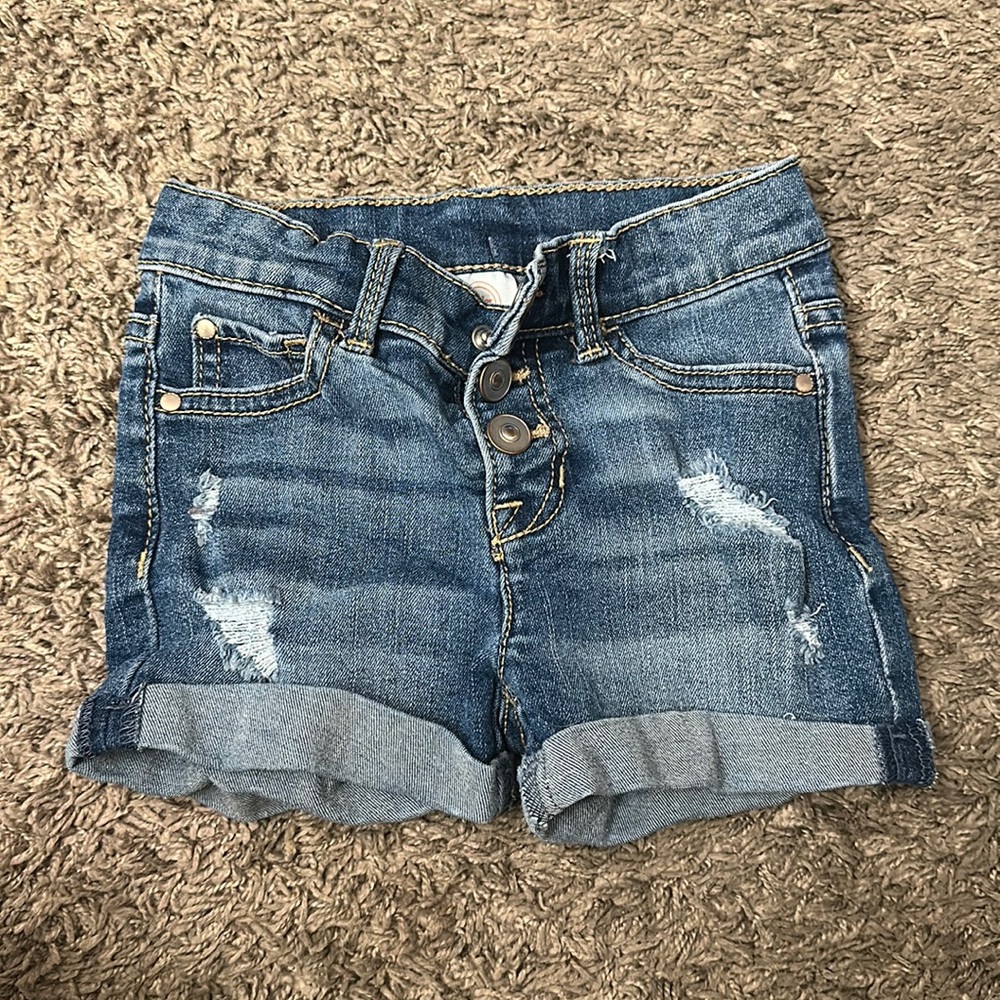 3T girls jean shorts!